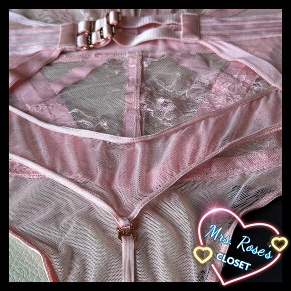 Honey Birdette Candy Pink Playsuit, Size Medium. - Picture 2 of 7